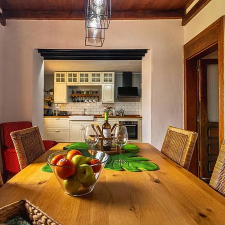 Casa vacanze Casa Bernarda With Heated Pool *