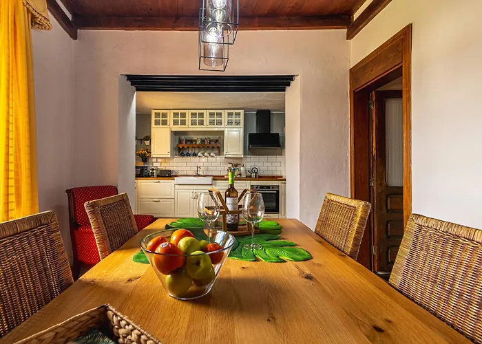 Semesterbostad Casa Bernarda With Heated Pool *